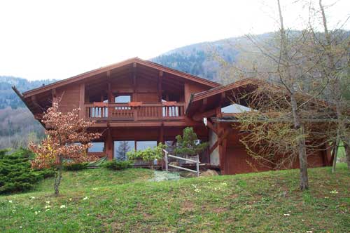 chalet face
