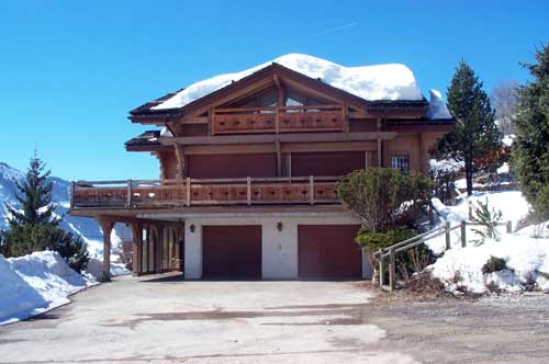 chalet_standing_clusaz