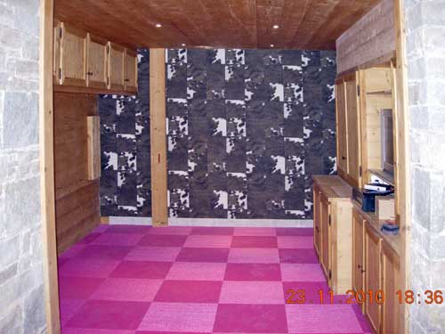 mur_peau_de_vache_synthetique